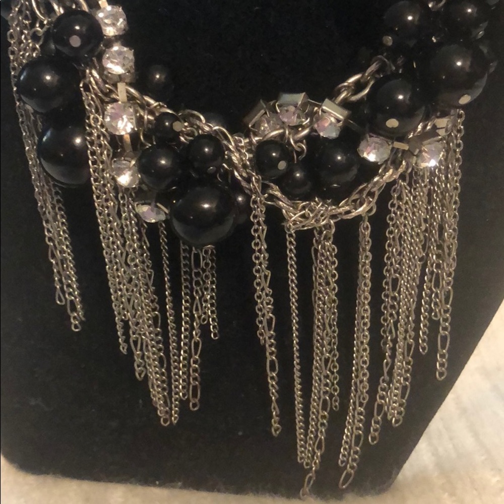 Beautiful Statement Necklace - Picture 2 of 5